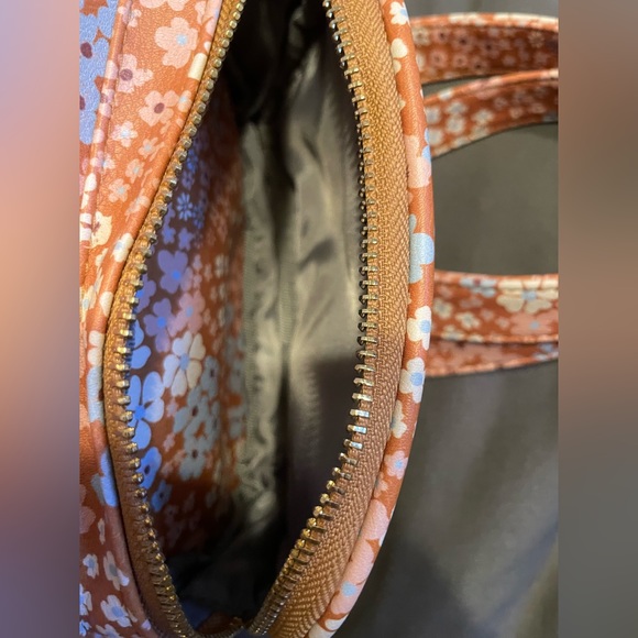 Wild Fable Cute Mini Flap Floral Backpack - Picture 4 of 5